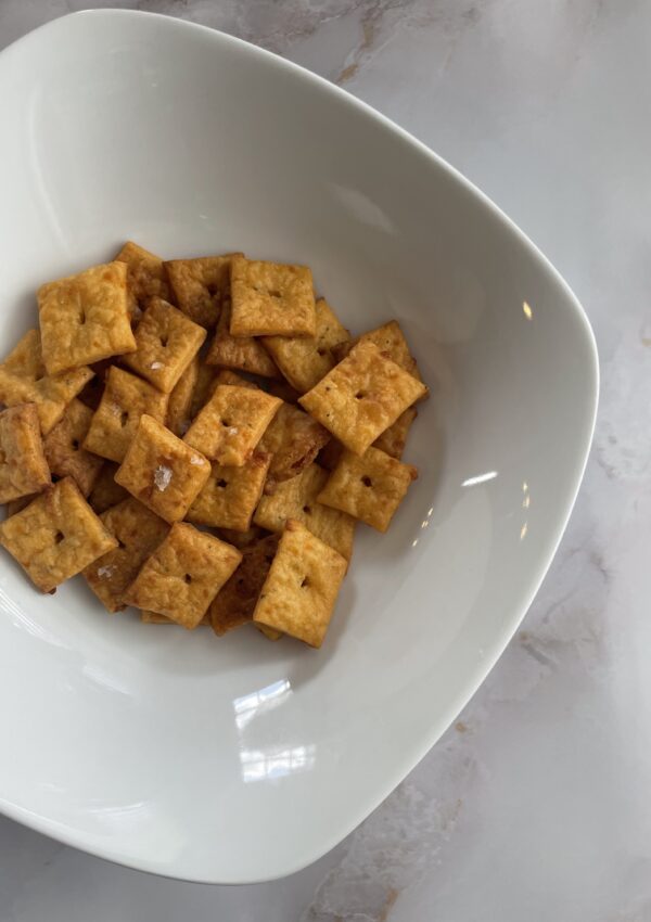 Easy & Healthy Copycat Cheez It Recipe for Kids